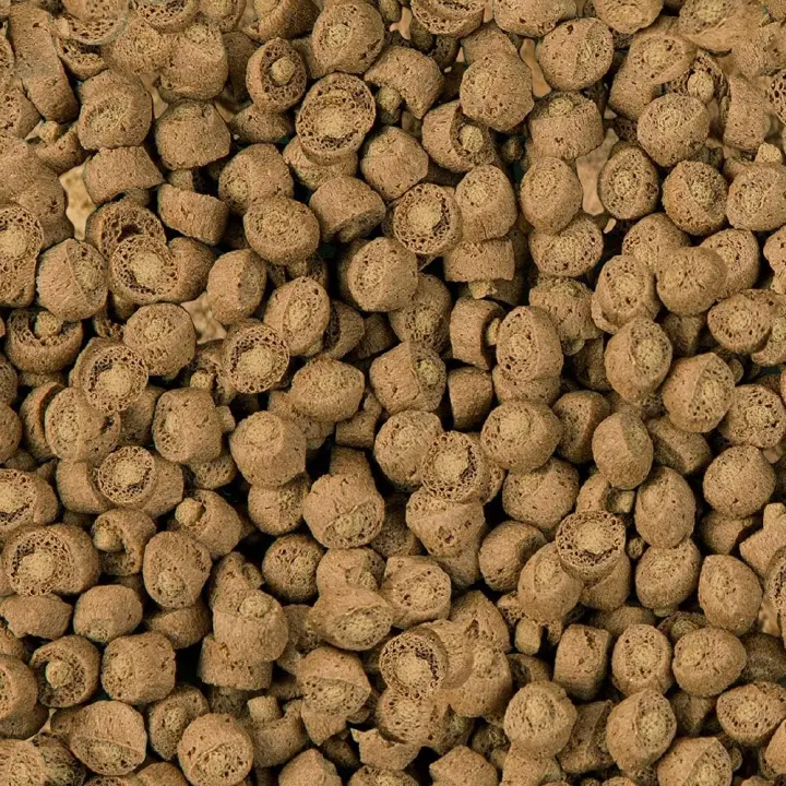Sera reptil Professional Carnivor 3.800 ml (1 kg) A GRANEL S reptil Professional Carnivor es el alimento complementario que se compone de un granulado flotante de dos colores, preparado en un proceso altamente funcional de coextrusión, para todos los r - 1