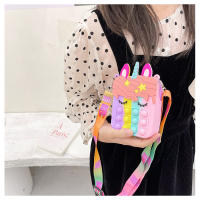 Bolsa De Monedas Con Juguete Antiestrés Sensory Para Niños Hot Rainbow Cross Bag Regalo De Navidad Alivio Del Estrés Con Botones Para Niñas - details 2