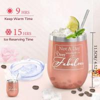 Cofre de regalo, set con taza de acero inoxidable con pajita, vela aromática, bola de sal de baño, rodillo de jade y calcetines - details 4