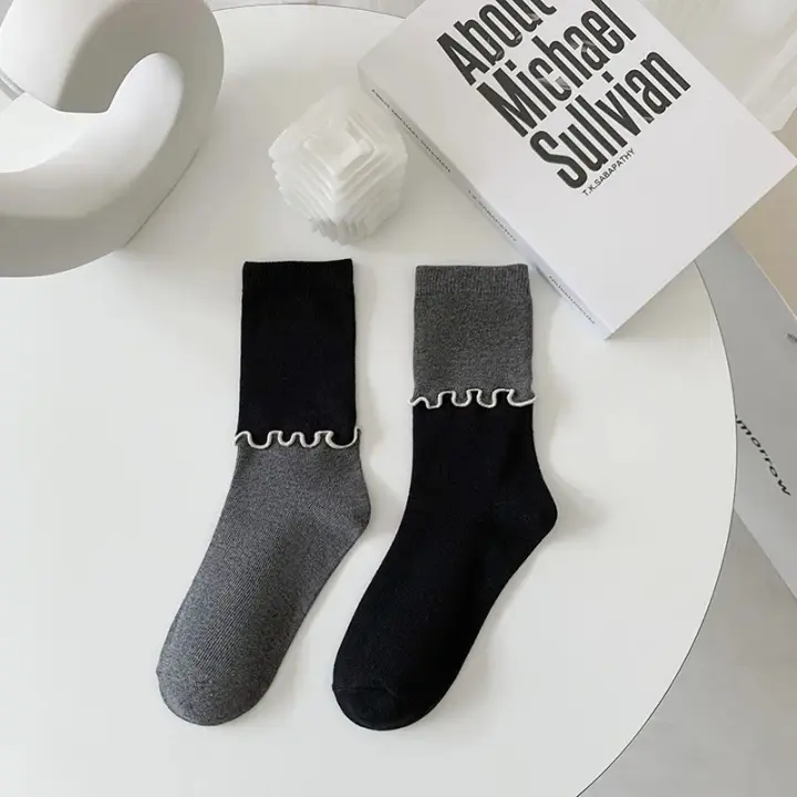 Calcetines De Algodón Para Mujer Diseño Asimétrico De Color Con Contraste Alta Cintura Moda Otoño Invierno Casual Unisex - 1