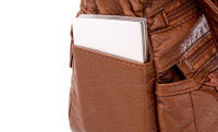 Bolso De Hombro Para Mujer En PU Genuino Moda Y Versatilidad Regalo Ideal Para Chicas Y Adultas Mayores Con Cierre De Cremallera Y Bolsillo Interior - details 25