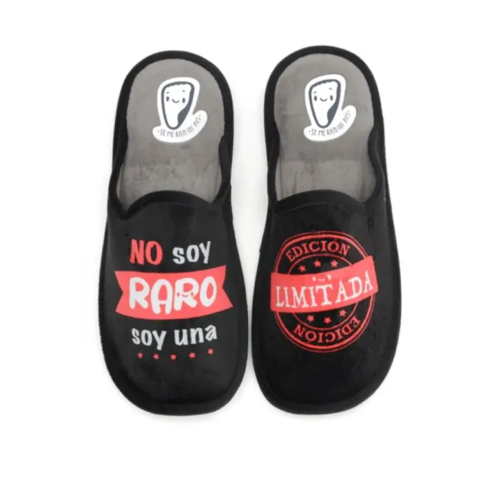 Zapatillas Casa Hombre Divertida SE ME RIEN LOS PIES No Soy Raro Edición Limitada - 1
