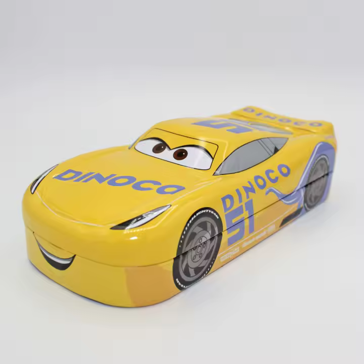 Estuche escolar metálico de CARS. Disponible en Rojo, Amarillo y Negro 20X9X4 cms - 1