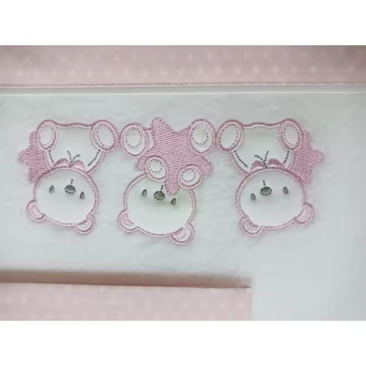 Juego de Sábanas de MINICUNA Coralina Baby Pecas - Diseño de 3 Ositos, Coralina Extrasuave 100% Poliéster, Fabricado en Europa Mommata - 1