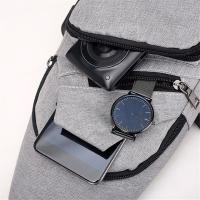 Bolso De Hombro Para Hombre Con Puerto USB Bolsa Transversal Deportiva Monedero Estilo Casual Tamaño 16x8x33cm - details 9