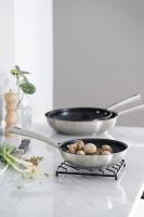 -45324-Sartén Foodie with Antiadherente Quantanium, Antiadherente Tricapa, Titanium, Compatible with Toda Cocina, Distribución Homogenea de Calor, Ecológica y libre de PFOA, 26x19x6 cm - details 3