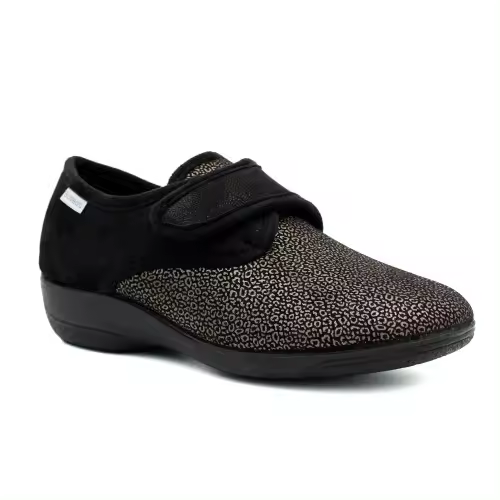 Zapatillas confort BIOMEDIC CABRERA 5588 con cierre de velcro. Hechas en España - 1