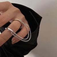 Genial juego de anillos Dobles con detalle de Cadena: anillos de moda para Amantes of hip hop. - details 3
