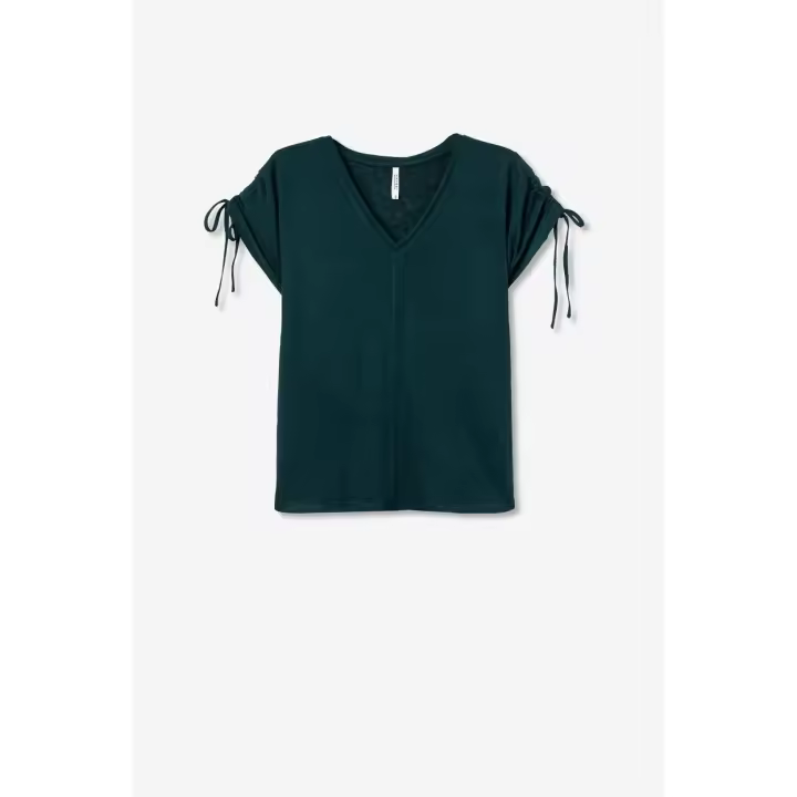 Camiseta npepita verde. Ajustable en las mangas, es muy fluida y suave. Color muy intenso para esta temporada - 1