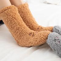 Calcetines De Plush Gruesos Y Cálidos Para Otoño E Invierno Calcetines De Gato Lindo Medio Calcetines Para Dormir En Casa Cómodos Y Suaves Para Mujer - details 2