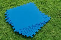 LILI HOME 🧩 Pack de 9 Piezas de Suelo para Piscina – Foam Azul Tamaño por pieza: 50 x 50 cm | Grosor: 2.5 mm | Cobertura total: 2.25 m² aprox. Es ideal para crear una superficie segura, limpia y cómoda alrededor de piscinas, en zonas de juego o cualq - details 5