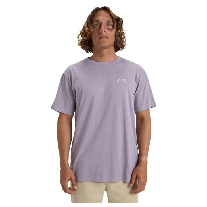 Camiseta Billabong modelo Arch Crew Ss para hombre en color morado - 1