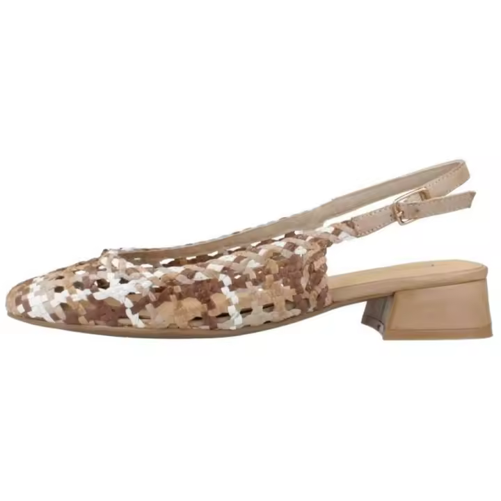 Zapatos Carmela modelo Zapato Sra en color Beig - 1