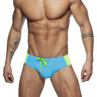 Bragas De Natación Para Hombre Moda Verano 2023 Estilo Low Waist Splicing Bikini Deportivo Para Playa Y Surf Material Poliéster Y Spandex - details 7