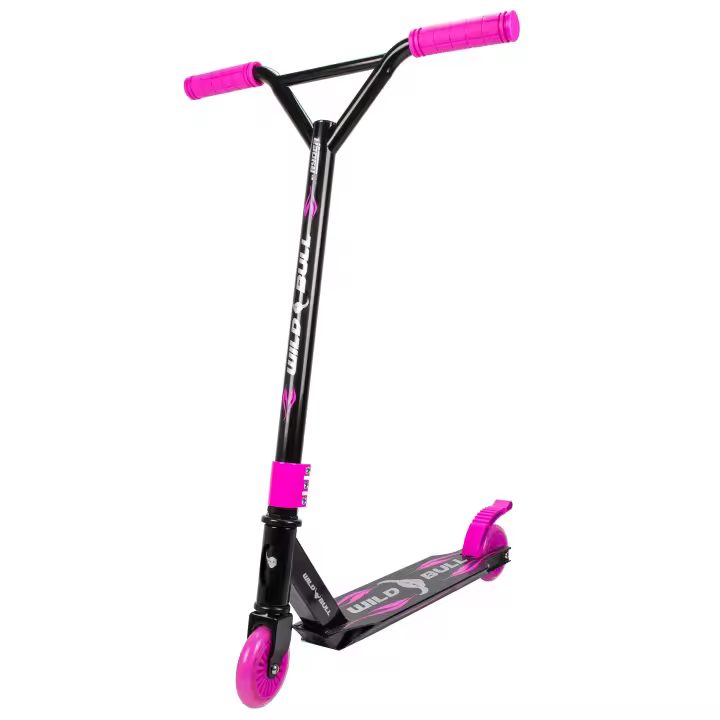 Patinete infantil 2 Ruedas Ryder Wild Bull Fucsia (3403) Scooter t-bar especial trucos, estructura aerodinámica, con puños ergonómicos y base antideslizante. Ligero y veloz. Seguridad según normativa CE. +5 años. - 1