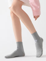 Calcetines De Deporte De Media Altura Para Hombres Y Mujeres Calcetines De Running Rápidos a Secar Calcetines De Entrenamiento Gruesos En Forma De Barco Para Baloncesto - details 4