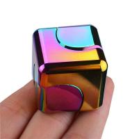 Spinner Cube Trucos para dedos Alivio del estrés y la ansiedad Finger Gyro Fidget Toy Niños Adultos Regalo-ES Colorido - details 1