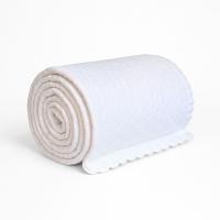 Colcha blanca con volante para cama 90-180 cm. Largo 270 cm, válida para camas de 200 cm. | Estilo Minimalista y Acolchado Elegante | Microfibra Ligera | Para Hogares y Hoteles - details 2