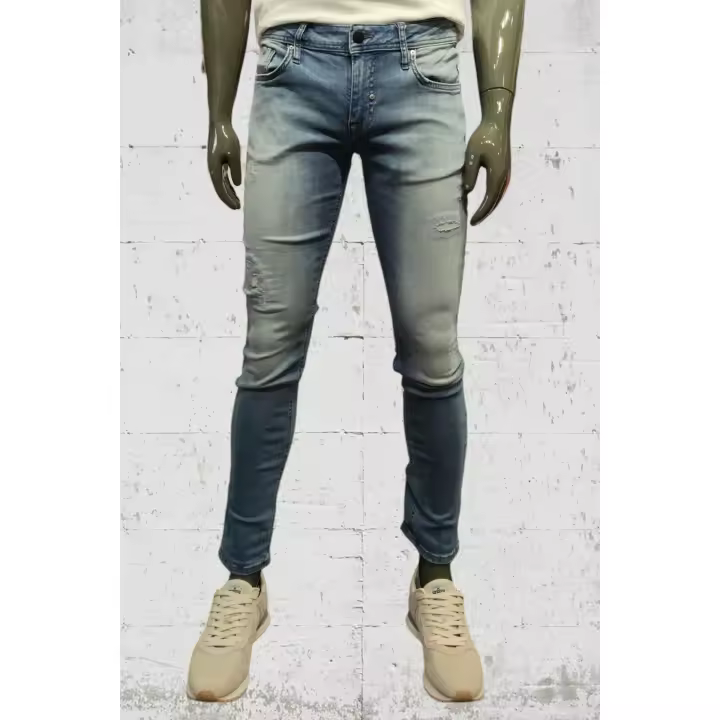 Morato pantalón vaquero hombre con corte slim y estilo contemporáneo. Ideal para un look urbano y sofisticado M5 - 1
