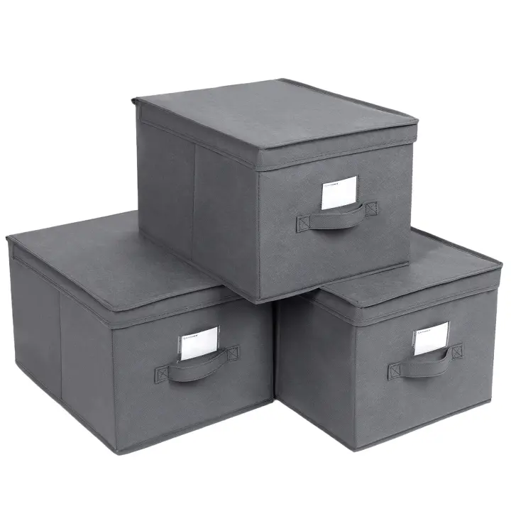 SONGMICS – Juego de 3 cajas de almacenamiento plegables con tapas, cubo de tela mon-tejida con portaetiquetas, cesta, organizador, caja, 40 x 30 x 25 cm, Gris/Negro - 1