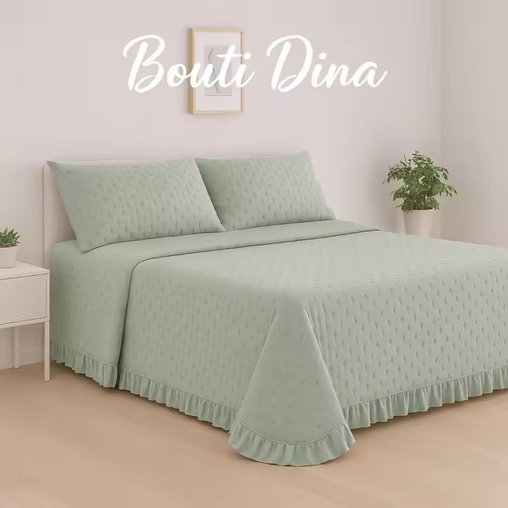 Colcha azul aqua con volante. 270 cm de largo. Válida para camas de 90 a 180 cm. – Estilo Suave y Fresco| Diseño Actual Reversible | Mercatienda.es - 1