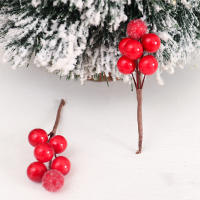 10Pcs Flores Artificiales Con Estambres De Perla Y Bayas Pequeñas Para Bodas Fiestas Navidad Decoración De Hogar DIY Corona De Navidad - details 3