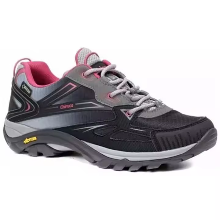 Calzado Montaña marca Chiruca modelo 4494003 para mujer en color negro - 1