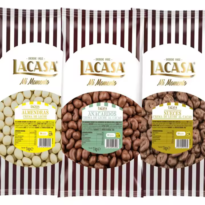 Lacasa Pack 3kg de bolas: Almendra con chocolate Blanco,Anacardo leche,Nuez con chocolate con Leche - 1