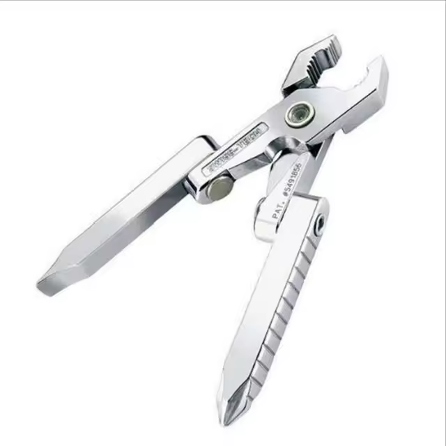 Mini alicates multifuncionales, 6 en 1, plegables, de acero inoxidable, con llavero EDC, destornillador, herramientas de bolsillo, multiherramienta portátil para exteriores. - 1