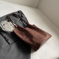 Bolso De Hombro De Seda Sintética Con Cierre Magnético Bolso De Mano Casual Para Otoño E Invierno Color Sólido Bolsos Clásicos Para Comunicación Diaria - details 8