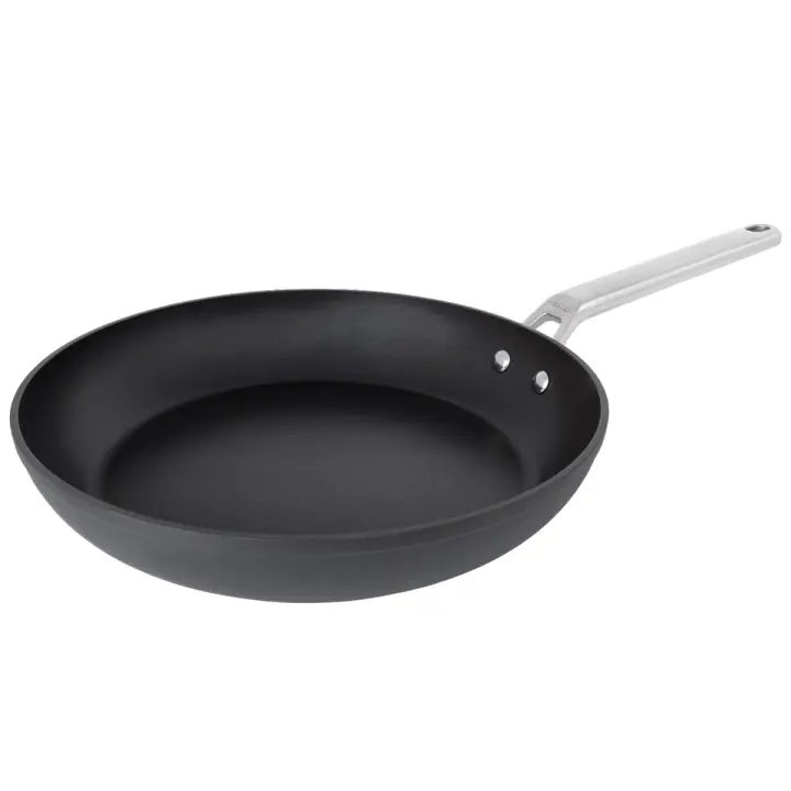 ARCOS Samoa - Sartén Antiadherente (24 cm), Aluminio Forjado, Recubrimiento Antiadherente Eclipse®, Mango Acero Inoxidable Efecto Frio, Apta Cualquier   Cocina, Horno y Lavavajillas, Full Induction, Sistema Ahorro Energético - 1