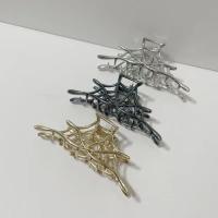 Pinza Para El Pelo De Halloween Con Diseño De Red De Araña Y Pez Grande Accesorio Creativo De Metal Aleación Para Mujer - details 3