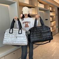 Bolsa De Hombro Grande Para Viaje Y Gimnasio Duffle Unisex Ligera Bolsa De Almacenamiento Cross-body Y De Mano CH CACILLO - details 1