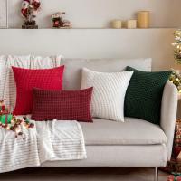 Fundas De Cojines Navideñas Rojas Fundas De Cojines Decorativas De Terciopelo Suave Fundas De Cojines Lumbar Para El Hogar Estilo Navideño - details 1