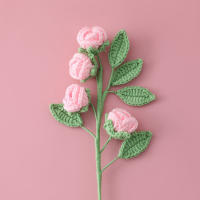 Bouquet De Rosas Creativo Hecho a Mano De Algodón De Leche Crochet Tejido DIY Flores Imitación Decoración De Hogar Color Sólido Multicabeza - details 6