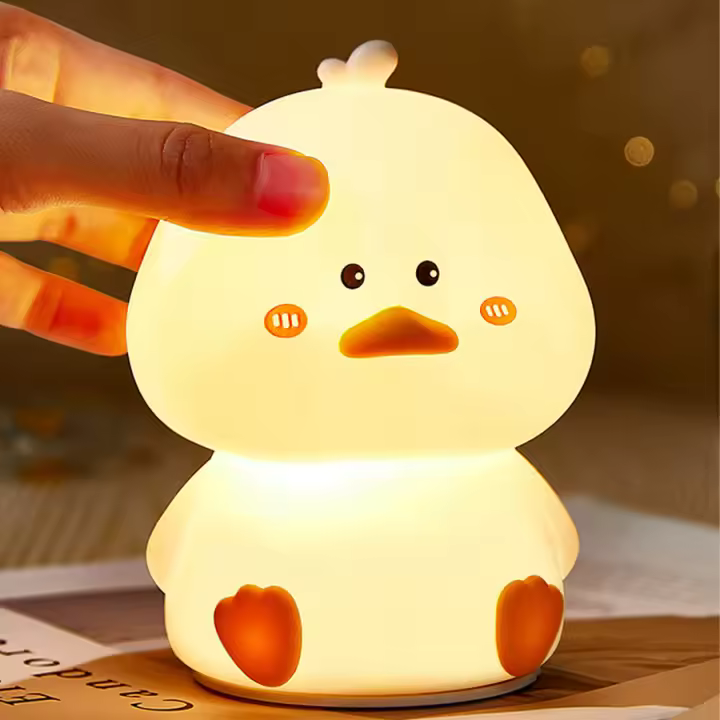 Lámpara De Noche LED Recargable En Forma De Pato De Silicona Para Niños Decoración De Habitación Luz De Noche Para Camastro Regalo De Cumpleaños - 1