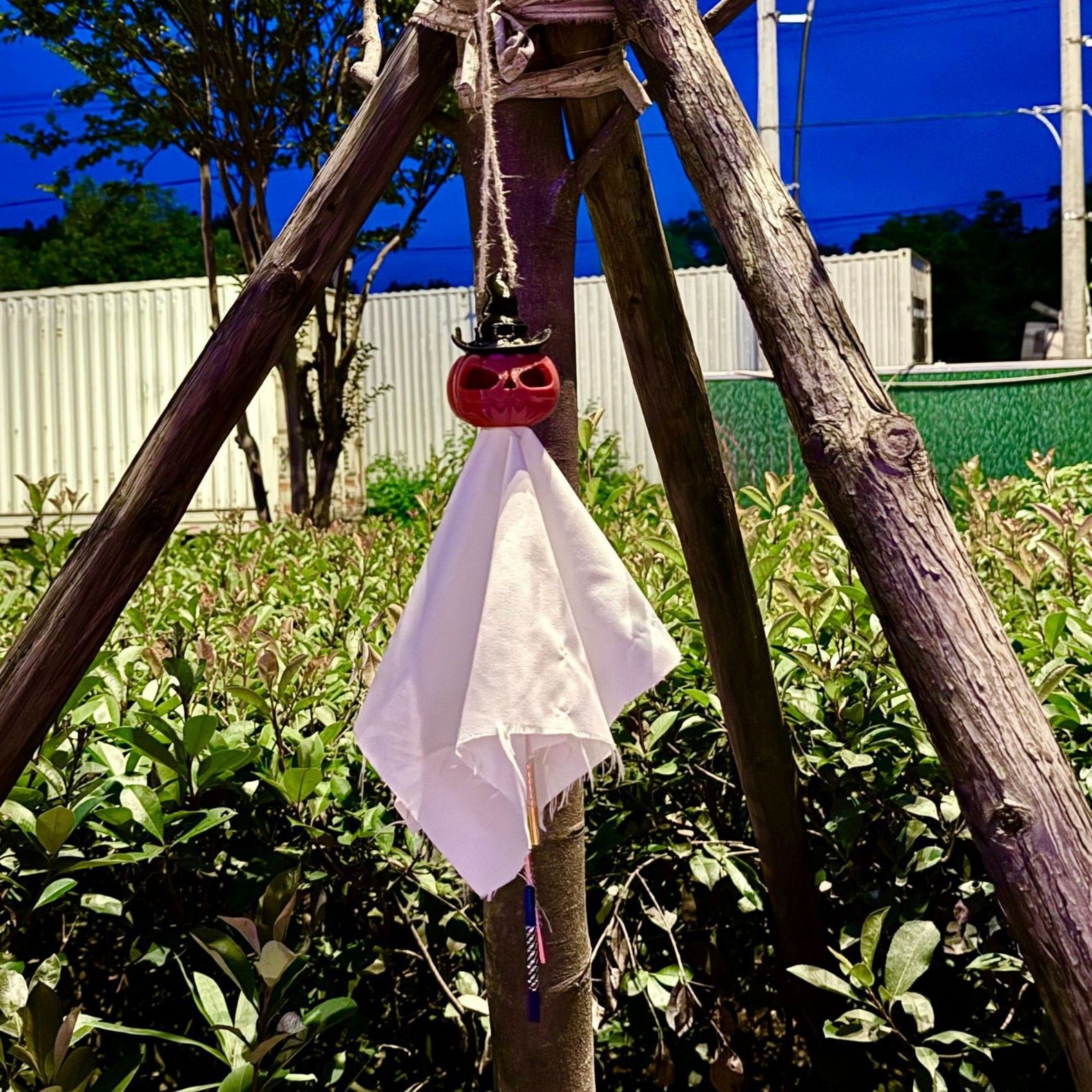 Carillón decorativo--Nuevo producto: Campanilla de viento de calabaza para Halloween - Fabricada en PETG, tela y tubos de aluminio--Campanilla festiva