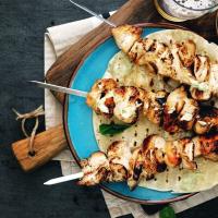 Brochetas de kebab, 20 piezas, brochetas de Maple inoxidable para barbacoa, 38 cm, brochetas reutilizables para shish kabob, herramientas de Parrilla Aptas lavajillas para Barbacoas al Aire Libre, Familia - details 5