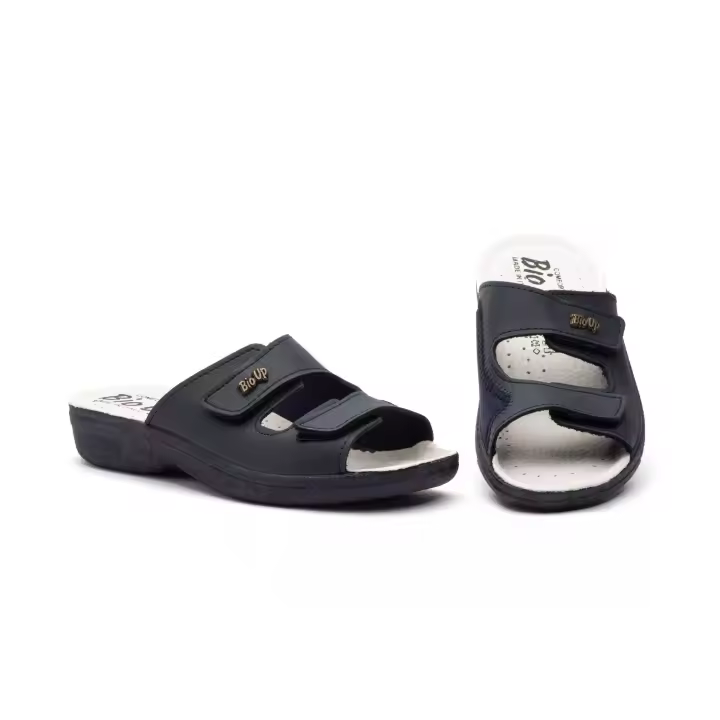 TS-481 Blanco -Azul y Beige Hecho en Italia Zuecos Mujer Piel Blanco-Azul y Beige Velcro BioUp Numeración: 35-41 Marca: BioUp zueco anatomico con planta muy confortable con cierre de velcro y lateral de licra adaptado para pies con juanetes ideales - 1