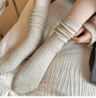 Calcetines De Mujer Estilo Japonés Moda Otoño Calcetines Casuales De Color Sólido Basicos Para Escuela Calcetines De Pies Altos Para Mujer - details 3