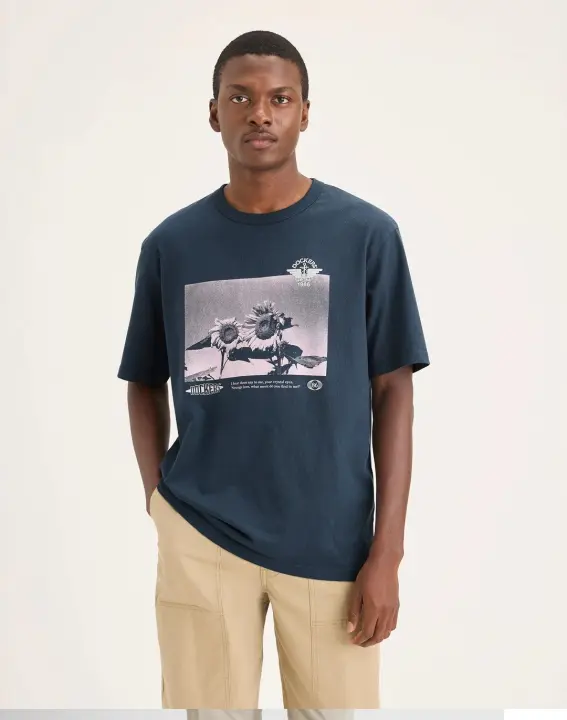 CAMISETA DOCKERS 86 SS RELAXED TEE 1986 SUNFLOWERS GRAPHI Blue - 1