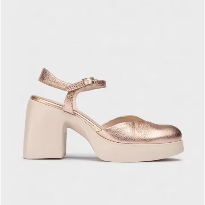 Calzado Sandalias marca Wonders modelo H-4951-Os para mujer en color metal - 1