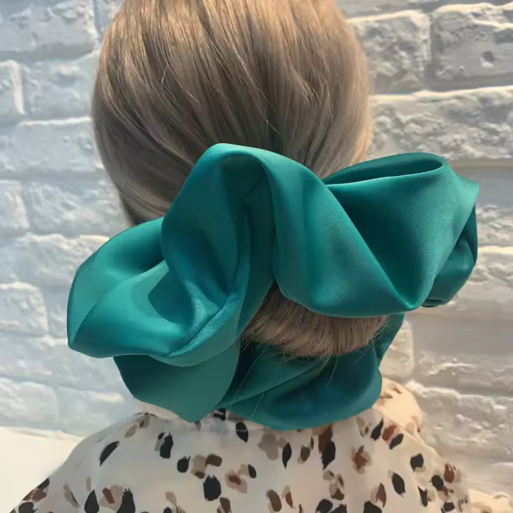 Nuevas Fashion Scrunchies De Seda Para Mujeres Y Niñas Color Sólido Cinta Elástica Para El Cabello Accesorios De Cabello De Tamaño Oversize - 1