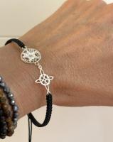pulsera amuleto doble protección plata de ley y macramé - details 1
