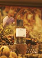 Paris Corner Rifaaqat Unisex EDP 85ml Una cautivadora mezcla de Elemi, pimienta rosa y vainilla con notas de cuero ahumado | Experiencia de perfume de vainilla sofisticada y seductora - details 0