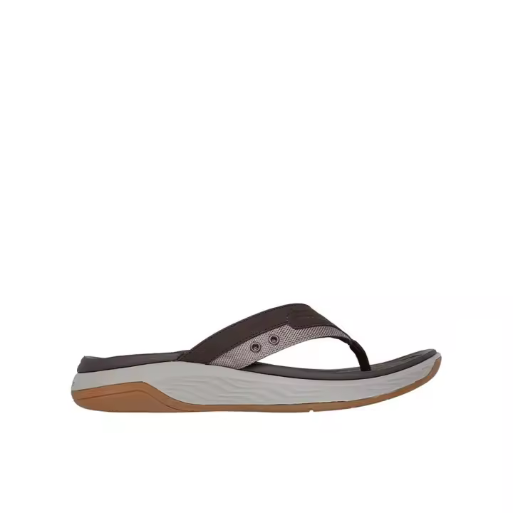 Skechers Relaxed Fit: Silva - Falco Sandalias de dedo para hombre marrones en sintético y textil 83693 - 1