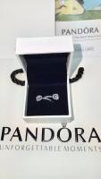 Pandora Pendientes de Aro en Plata de Ley Pensamiento Azul Abrazo Brillante 290775C01，Incluye Caja Original - details 3