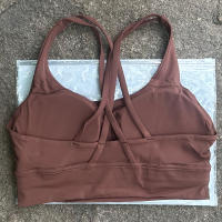 Sujetador De Gimnasia Para Mujer En Color Sólido Con Espalda Cruzada Y Almohadillas De Pecho Material Suave Para Yoga Fitness Y Ejercicio - details 3