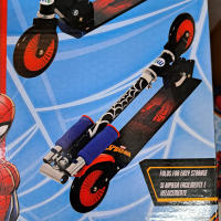 scooter plegable Spider-man de 2 ruedas,con estructura metálica, con gráficos únicos y de vanguardia, con manillar regulable en altura,,cm,fespu - details 2