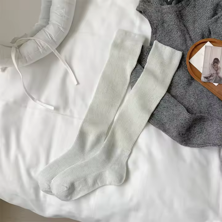 Medias Largas De Algodón Para Mujer Estilo Casual Fashion Comodidad Ajuste a Pierna Medias Hasta La Cadera Color Sólido - 1